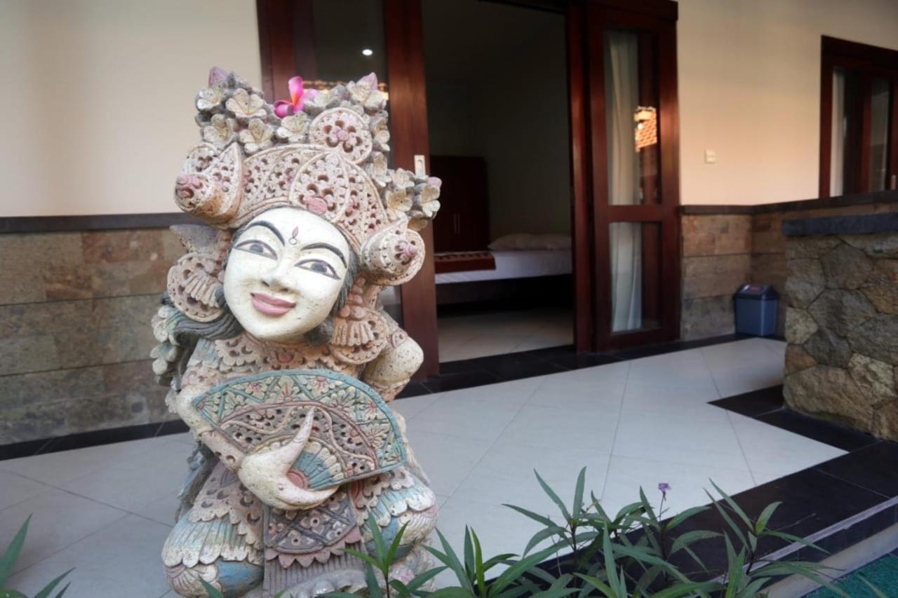 Sanata Homestay *